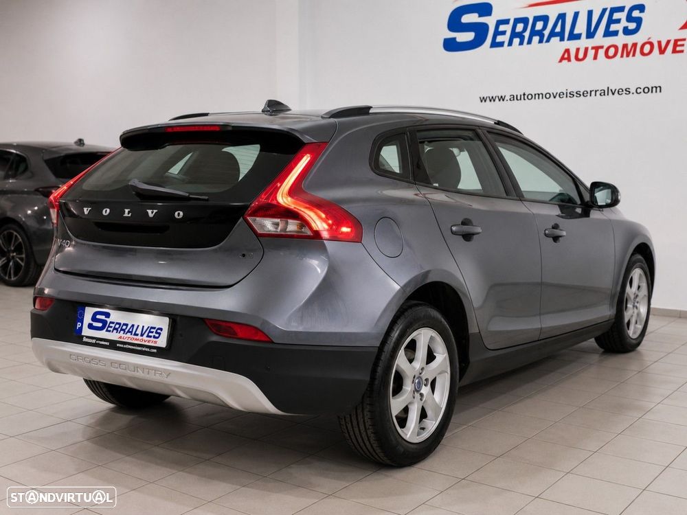 Volvo V40 1.6 D2 Momentum — fotografia 5