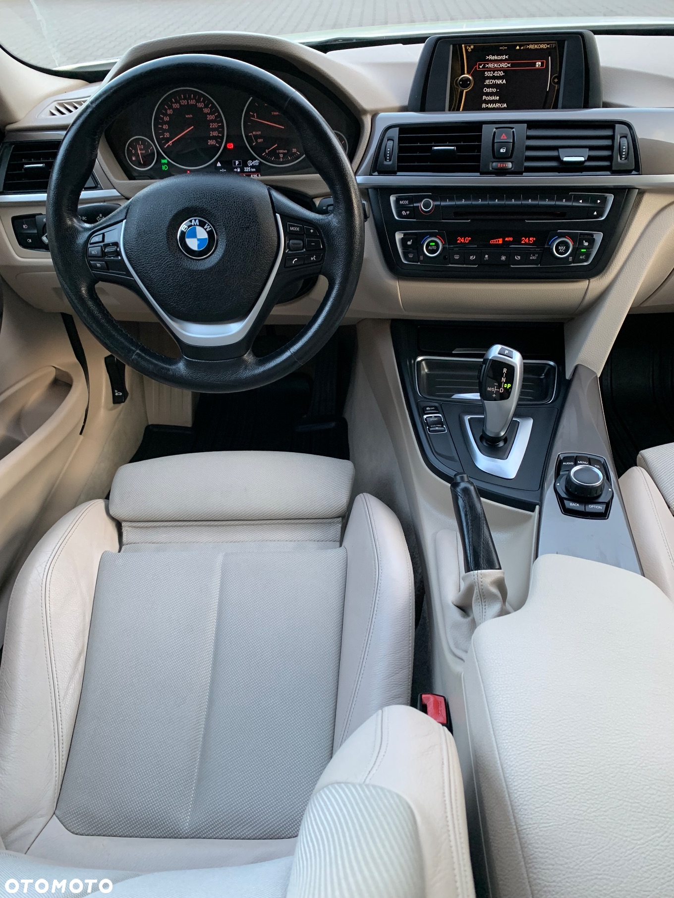 BMW Seria 3 318d Touring Modern Line - 21