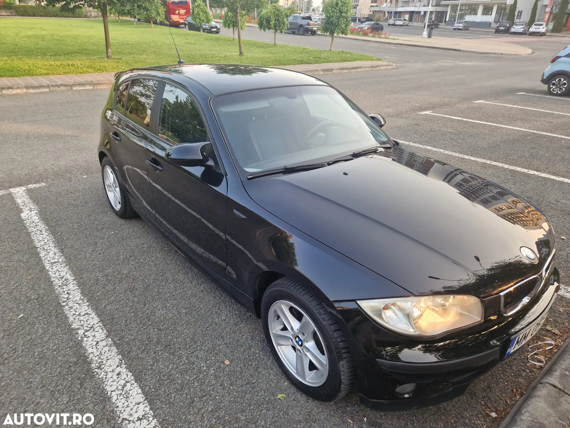 BMW Seria 1 118d - 12
