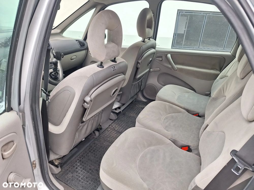 Citroën Xsara Picasso 1.6 16V Magic - 26
