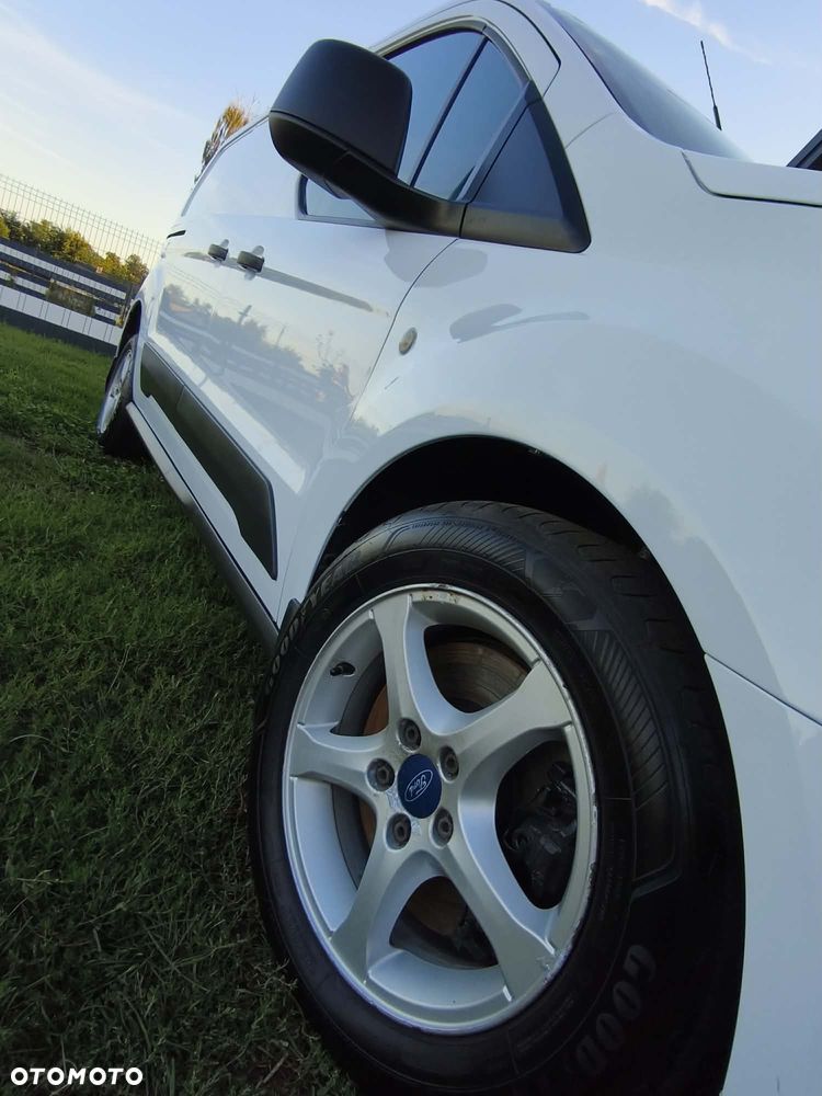 Ford Transit Connect - 3