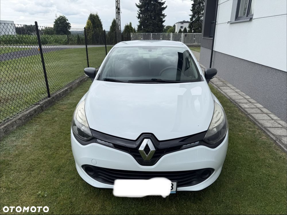 Renault Clio - 2
