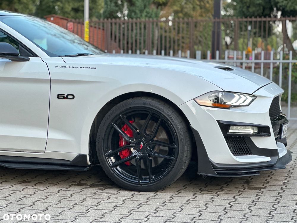 Ford Mustang - 22