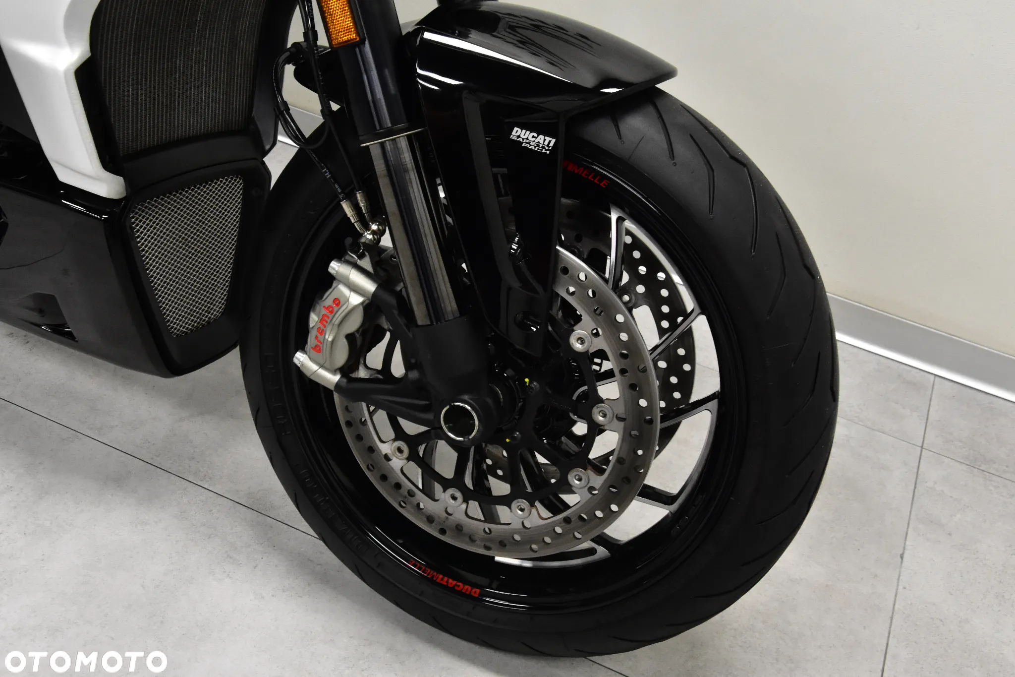 Ducati Diavel - 25
