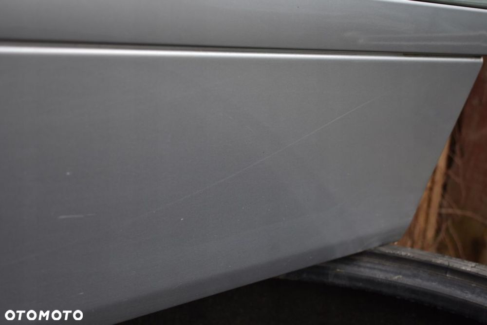 MERCEDES W211 KOMBI DRZWI PRAWE TYLNE 744 ORYGINAŁ - 6
