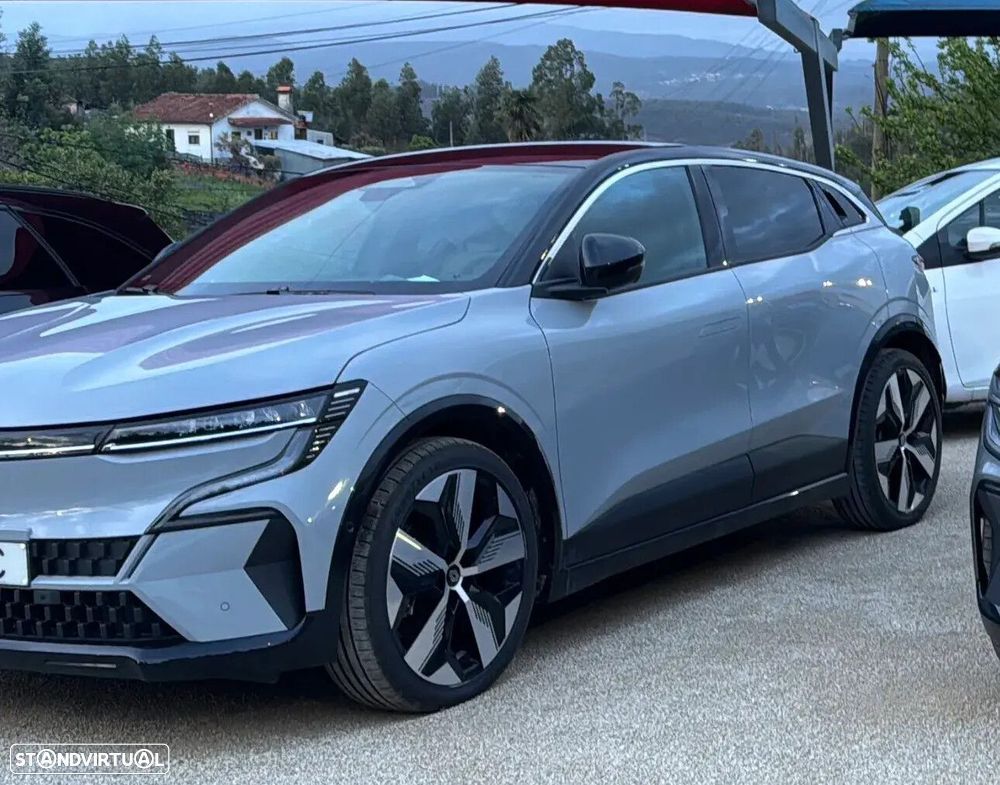 Renault Mégane E-Tech - 4