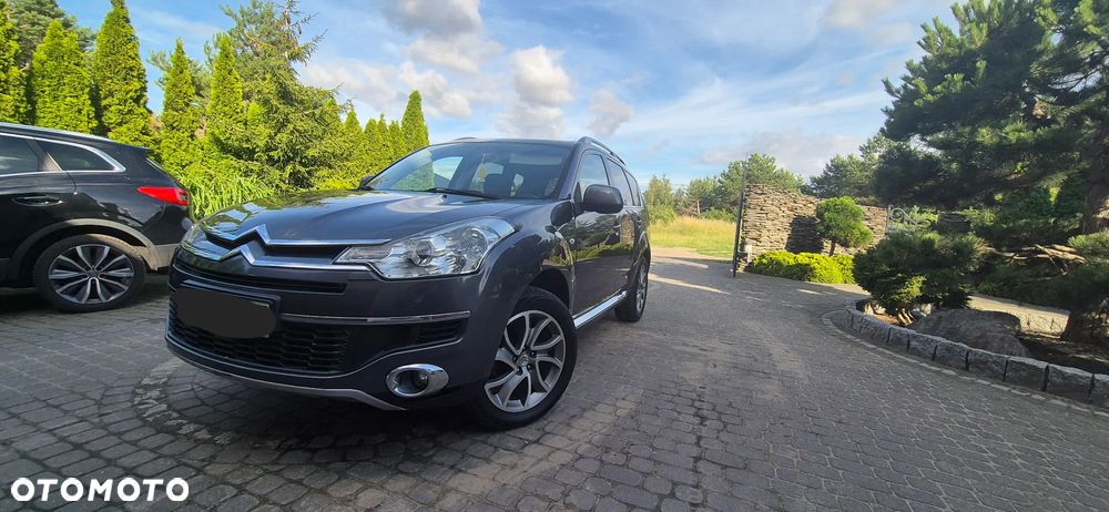 Citroën C-Crosser - 1