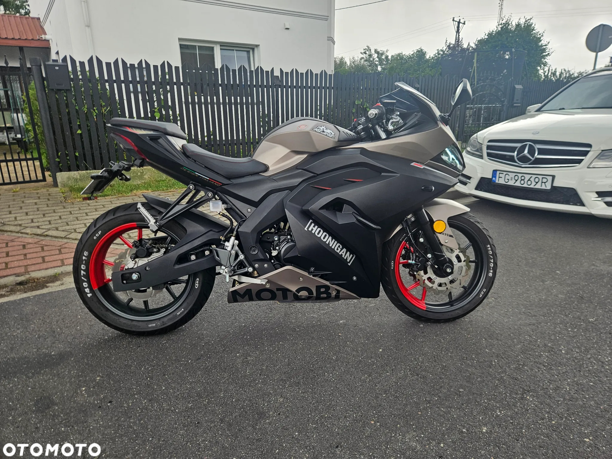 Motobi Inny - 11