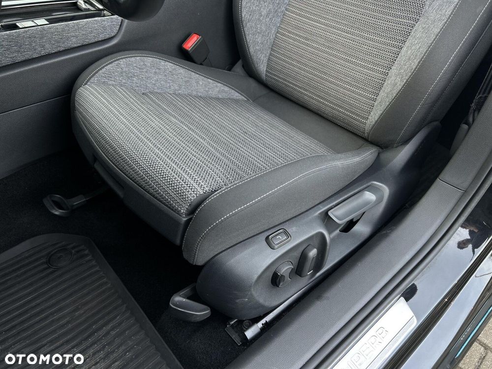 Skoda Superb 2.0 TDI SCR Selection DSG - 13