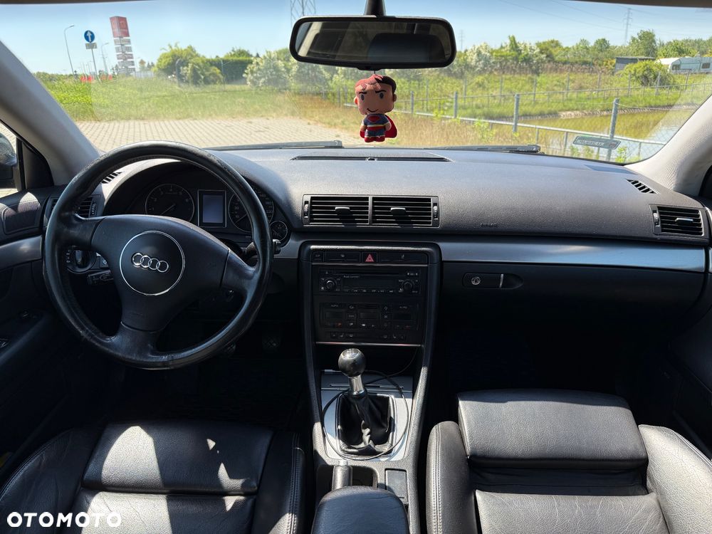 Audi A4 Avant 1.8T - 21