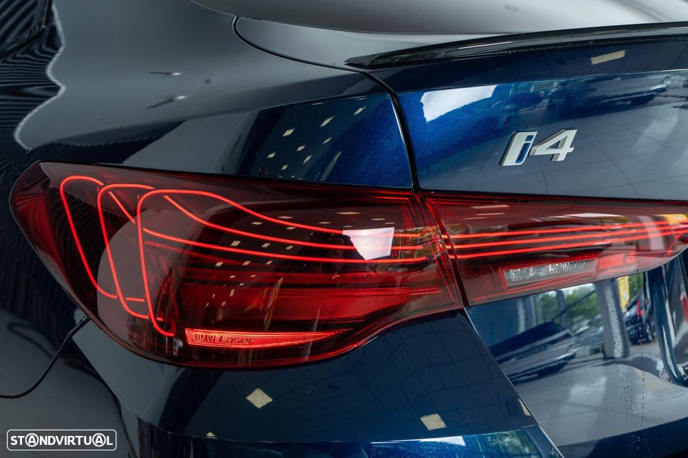BMW i4 eDrive40 Pack Desportivo M - 41