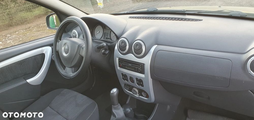 Dacia Sandero 1.4 MPI Laureate - 12