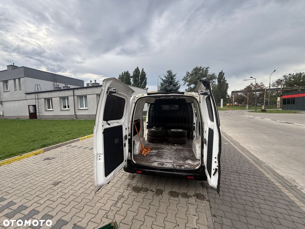 Nissan NV200 - 5