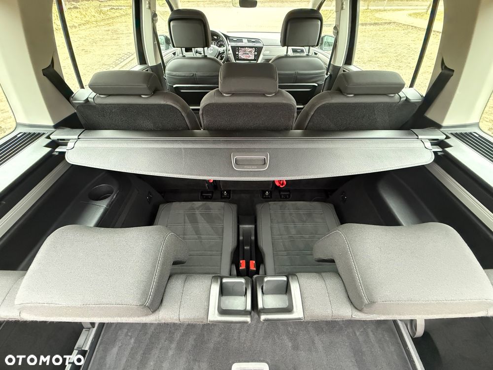 Volkswagen Touran 2.0 TDI SCR DSG ACTIVE - 7