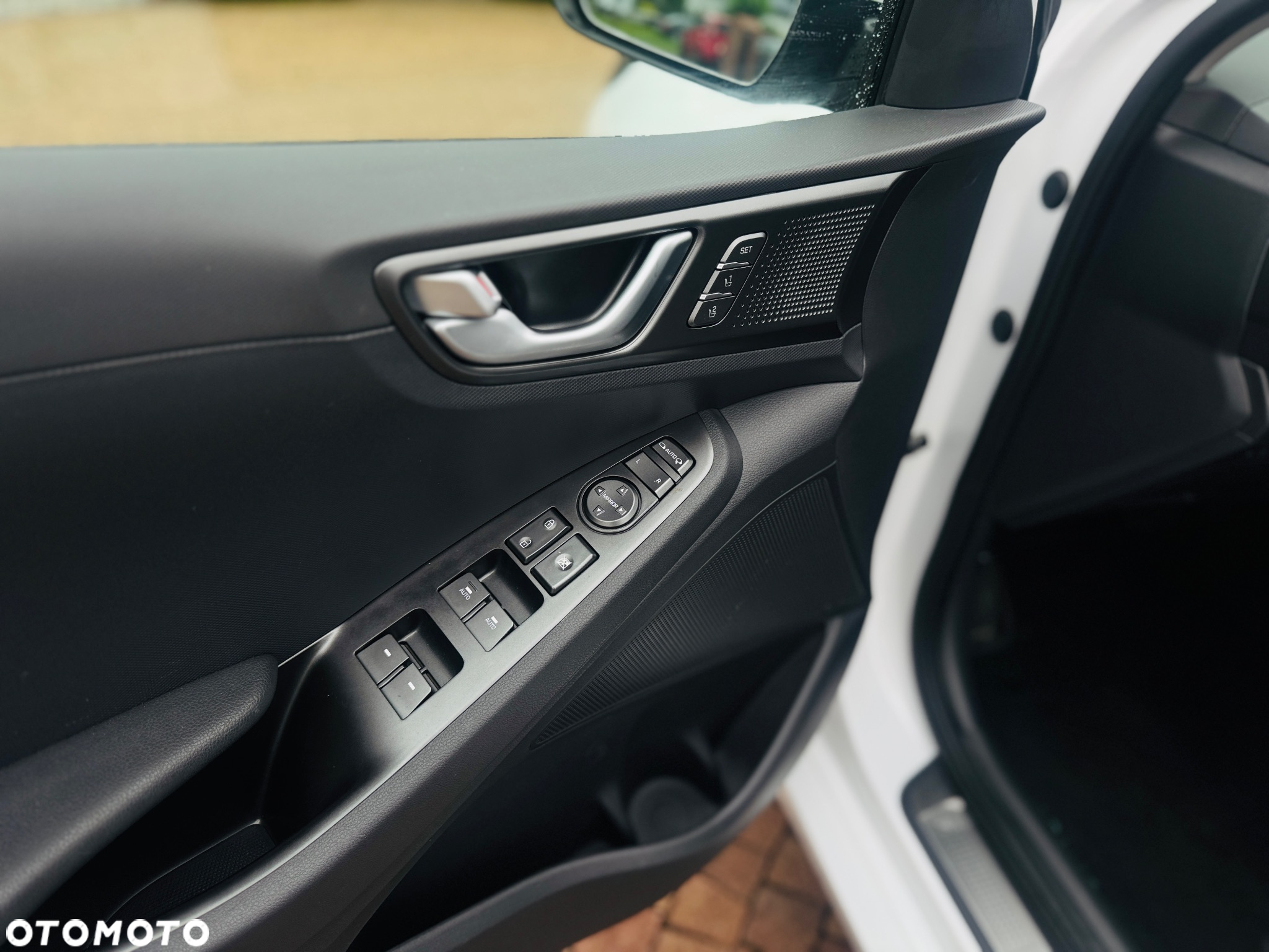 Hyundai IONIQ Plug-in-Hybrid 1.6 GDI Premium - 22