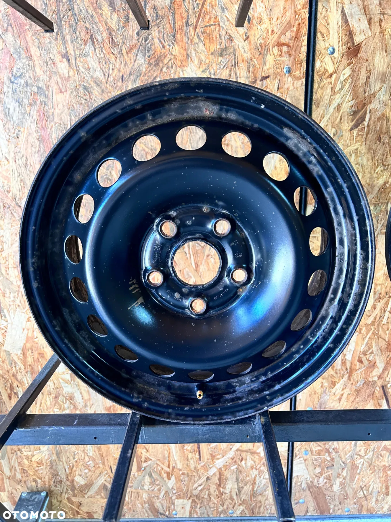 4 FELGI STAL. VW GOLF 5 , 6 , TOURAN , CADDY , SKODA OCTAVIA 2 , SEAT LEON 2 , GOLF PLUS  15'' 6J  ET47 - 4