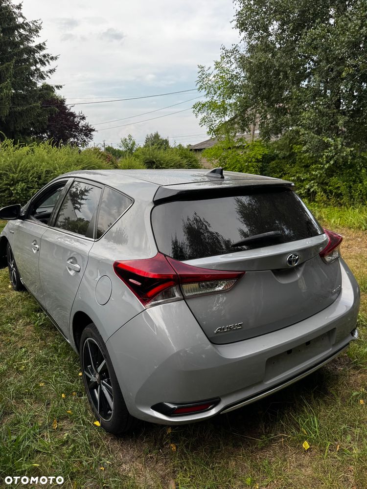 Toyota Auris - 2