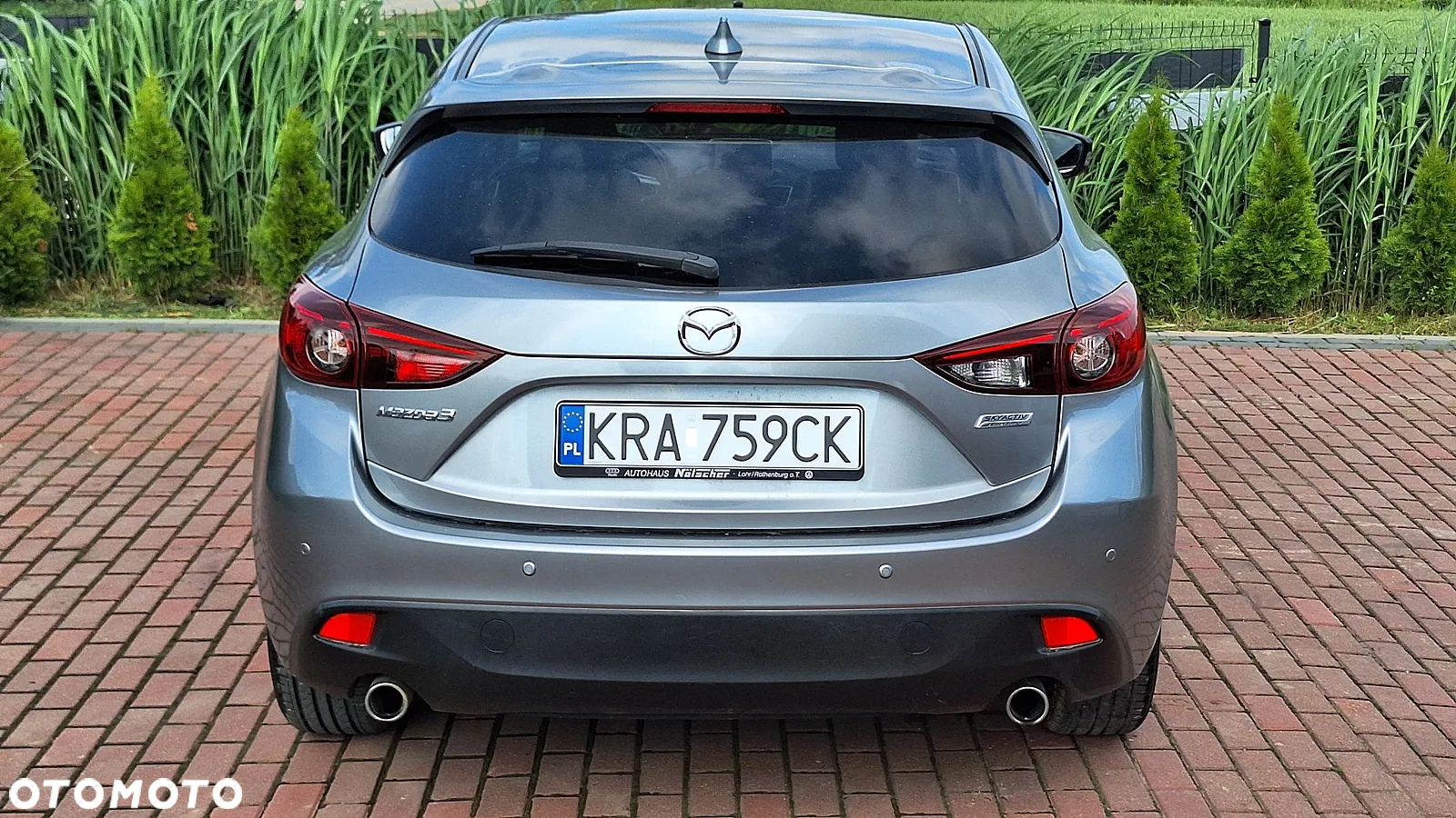 Mazda 3 - 4