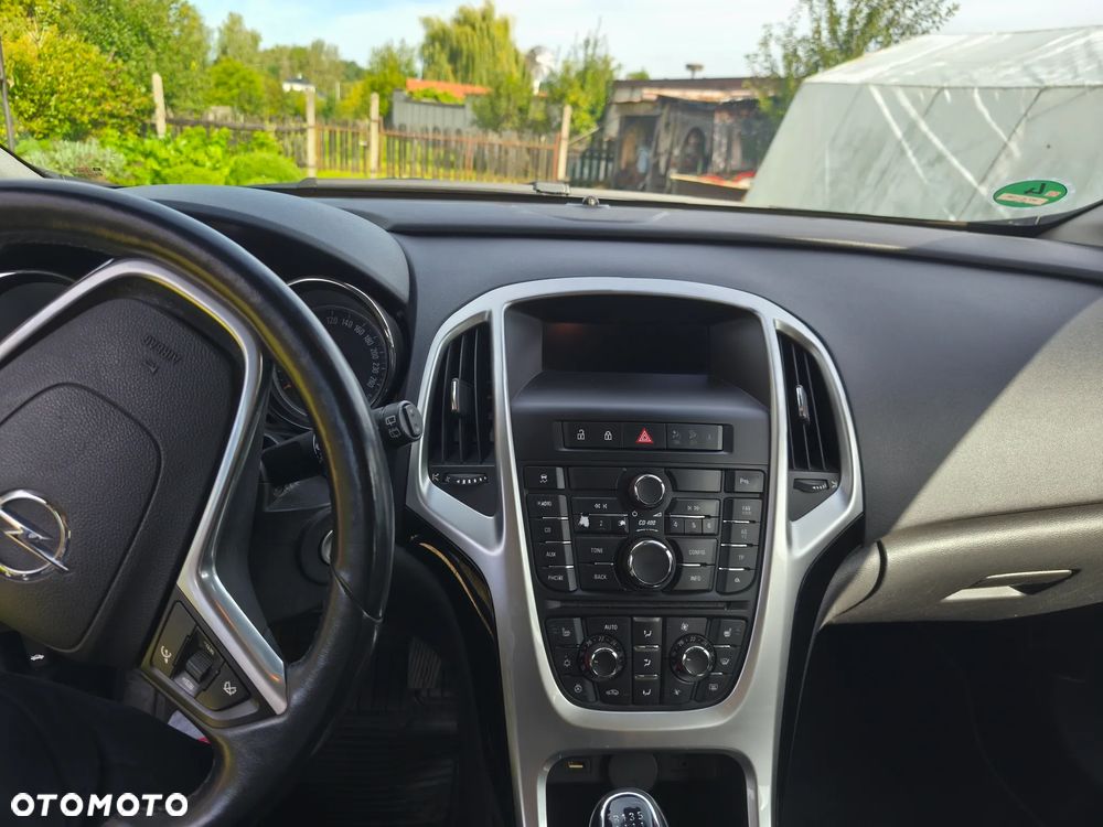 Opel Astra 1.4 T Cosmo - 9