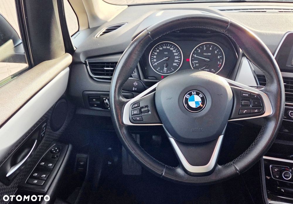 BMW Seria 2 218i Luxury Line - 34