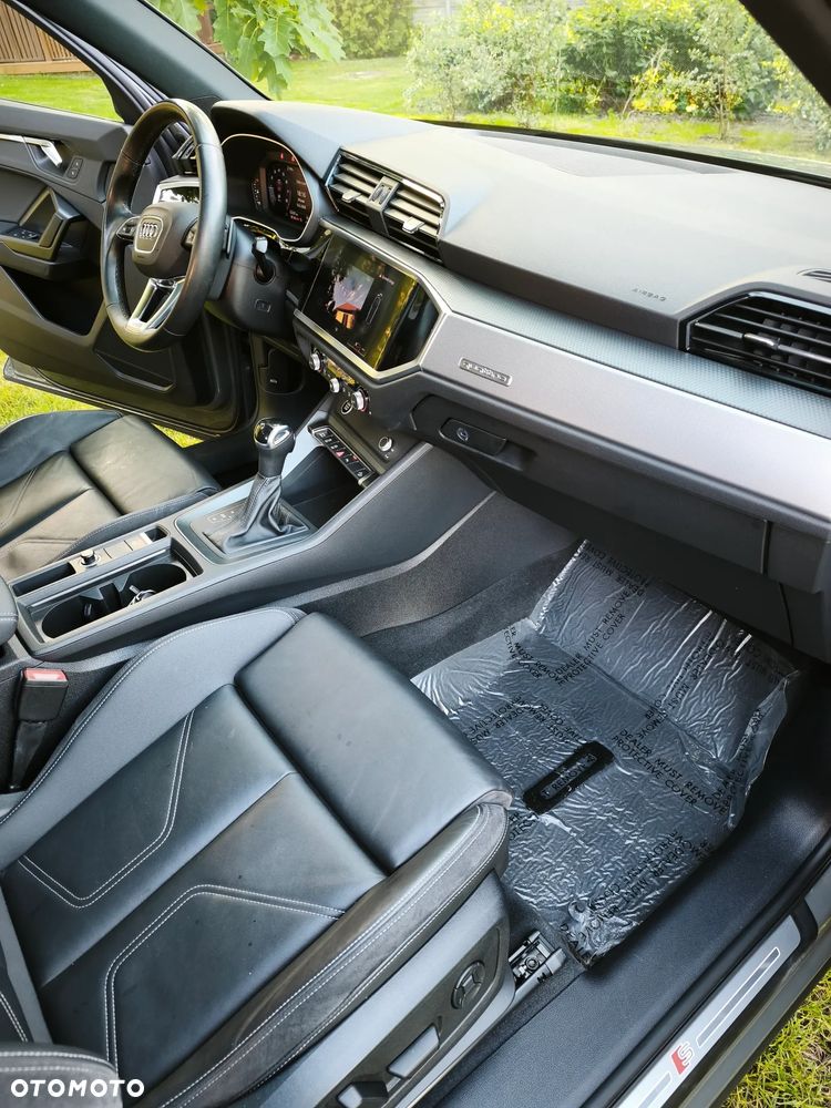 Audi Q3 - 12