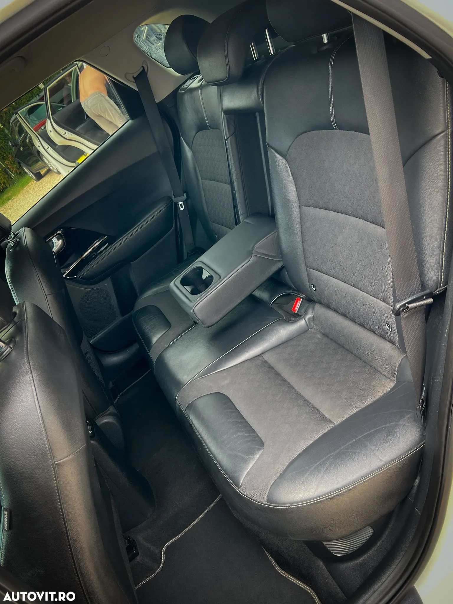 Kia Niro 1.6 GDI HEV 2WD OPF Aut. Edition 7 - 11