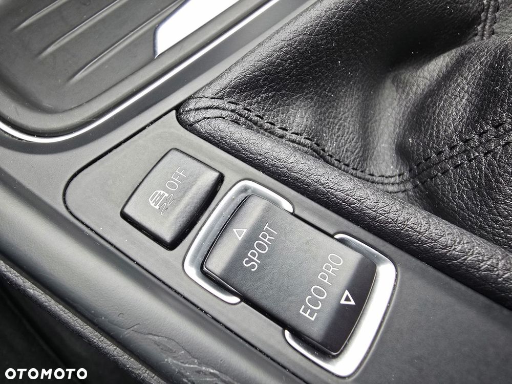 BMW Seria 3 318d - 20
