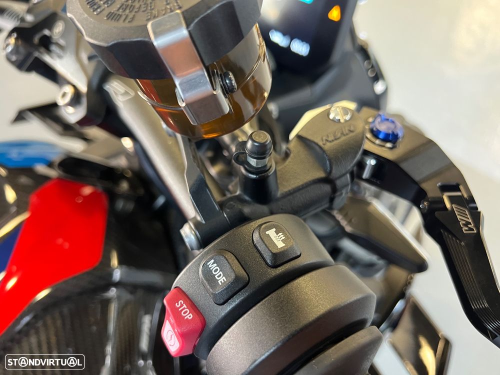 BMW M 1000 R M Competition - Carbon / Akrapovic - 48