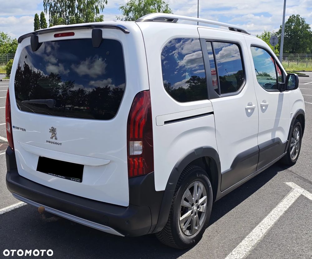 Peugeot Rifter 50kWh Allure Pack - 11