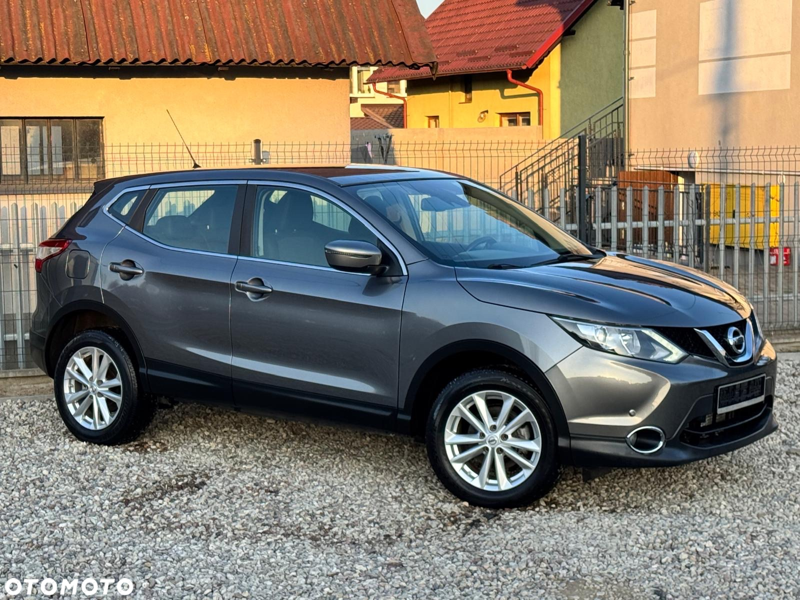 Nissan Qashqai 1.2 DIG-T Tekna Xtronic EU6 - 13