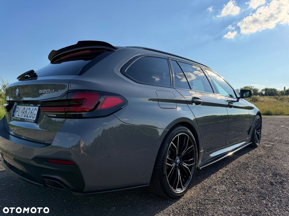 BMW Seria 5 520d xDrive mHEV M Sport sport - 13