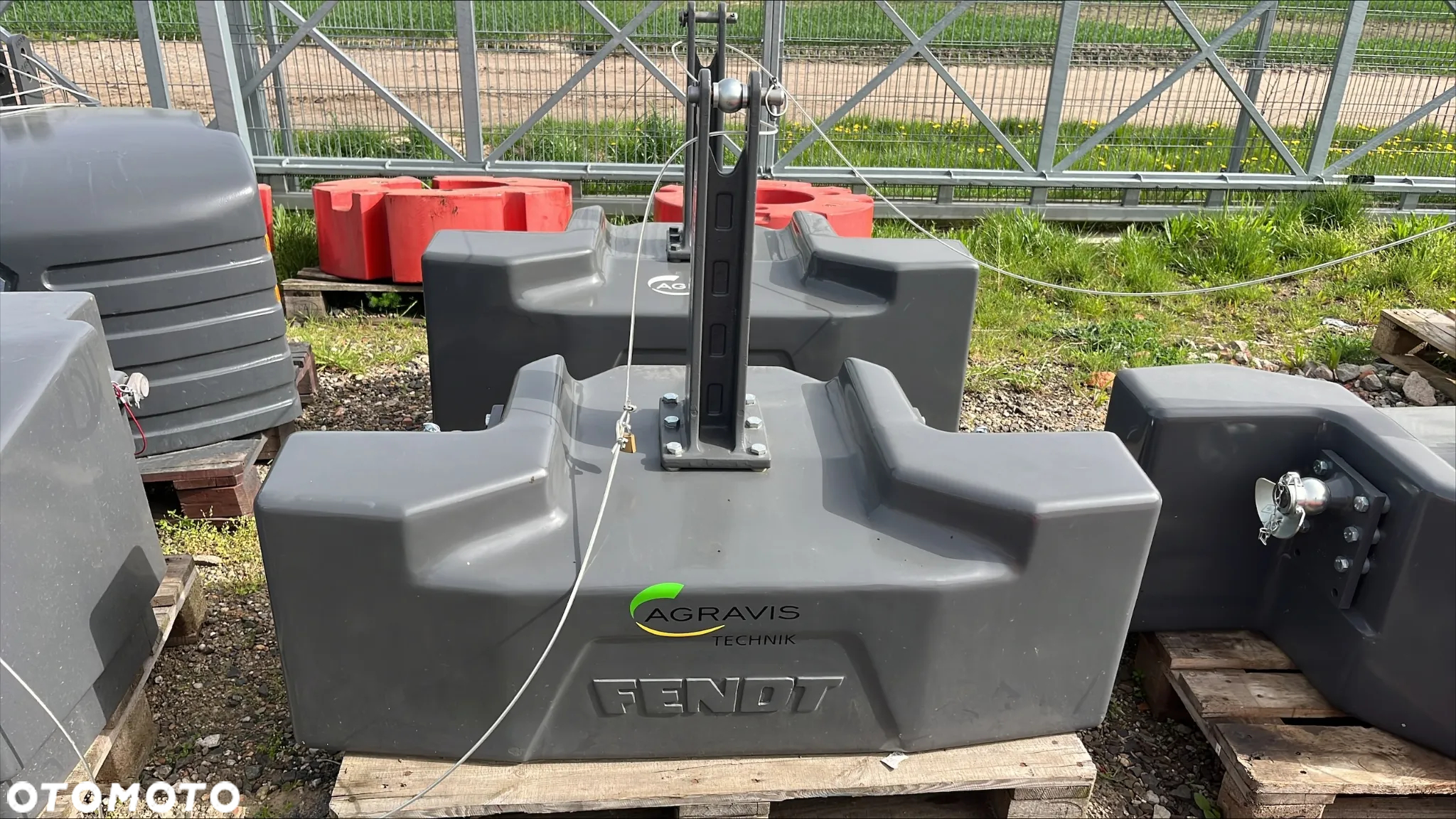 Obciążnik 1800 kg oryginał 0070004300000 Fendt - 2