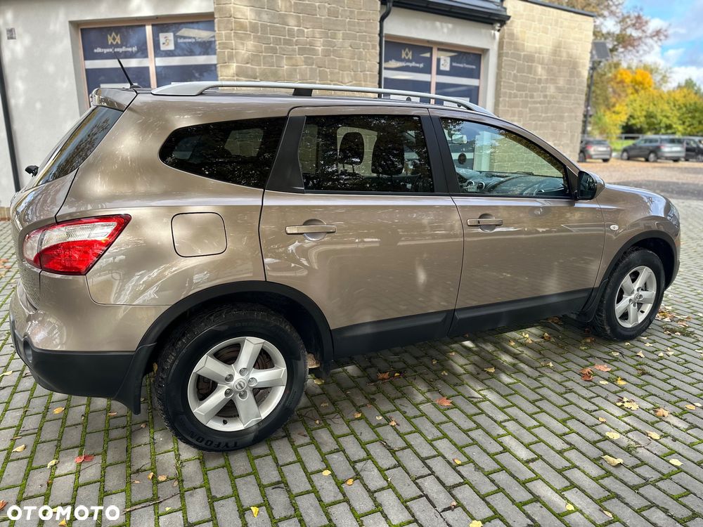 Nissan Qashqai+2 2.0 Tekna Premium - 4