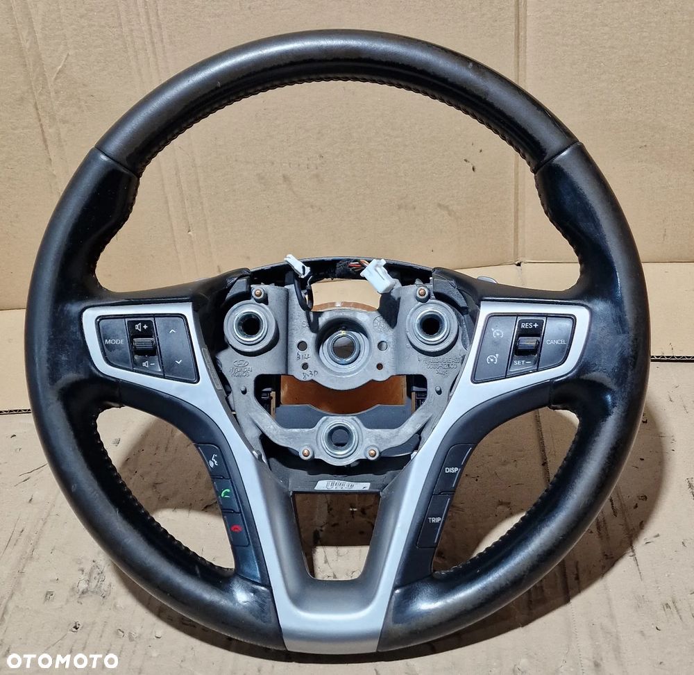 KIEROWNICA MULTIFUNKCJA ŁOPATKI SKÓRA HYUNDAI i40 - 1