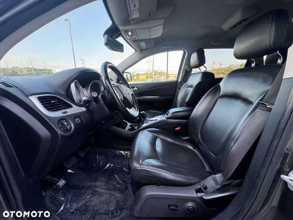 Dodge Journey - 11