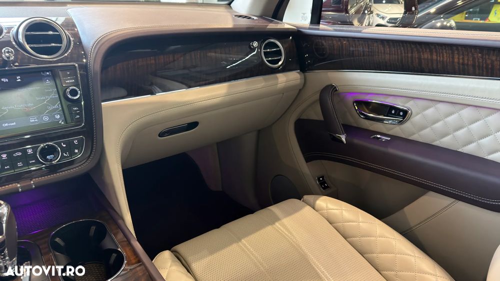 Bentley Bentayga - 25
