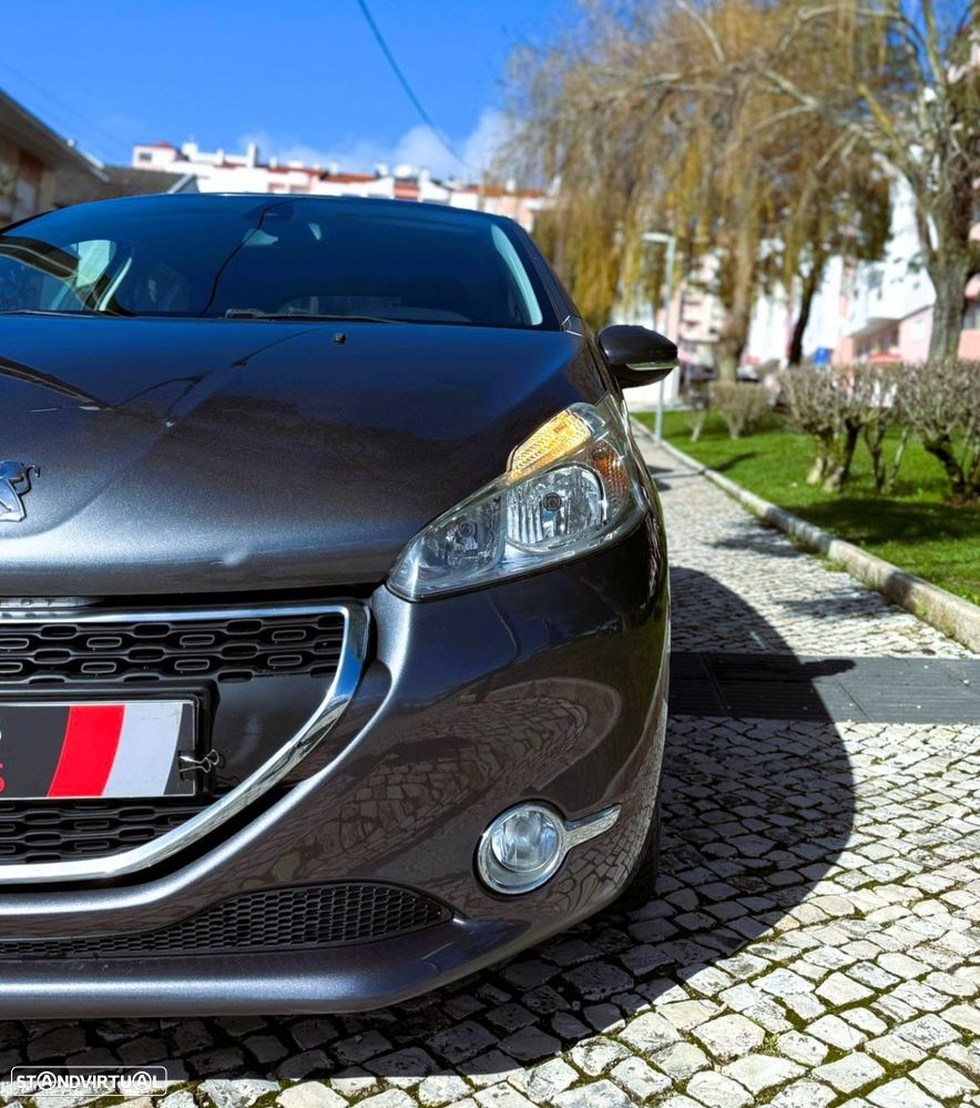 Peugeot 208 1.4 HDi Active - 5