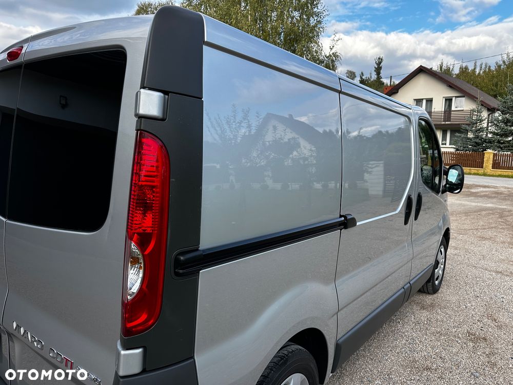 Opel Vivaro - 17