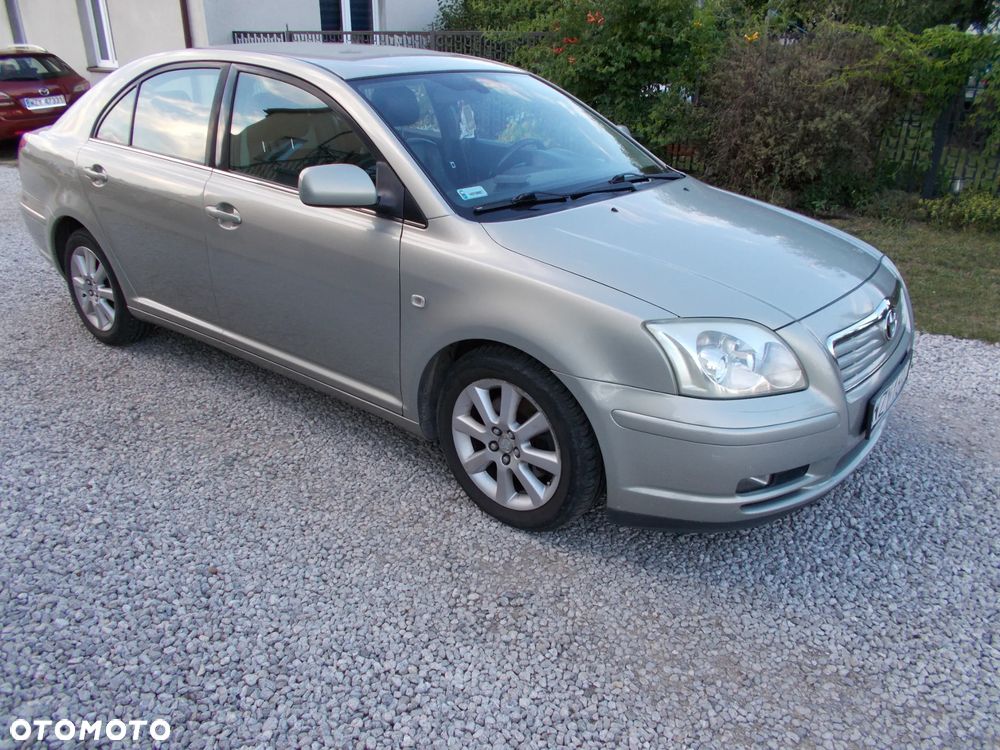 Toyota Avensis 2.0 D-4D Sol - 12