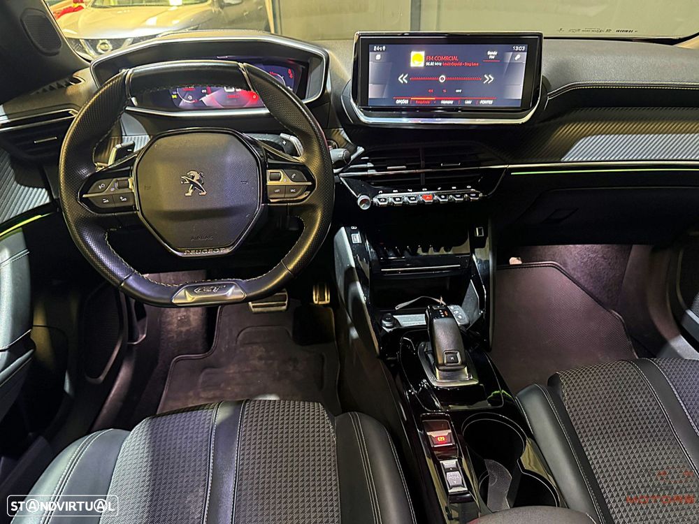 Peugeot 2008 1.2 PureTech GT Line EAT8 - 20