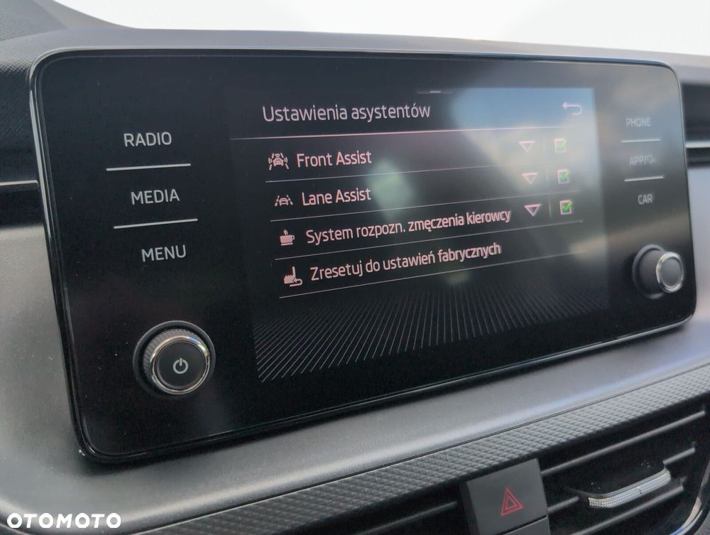 Skoda Scala 1.0 TSI Ambition - 25