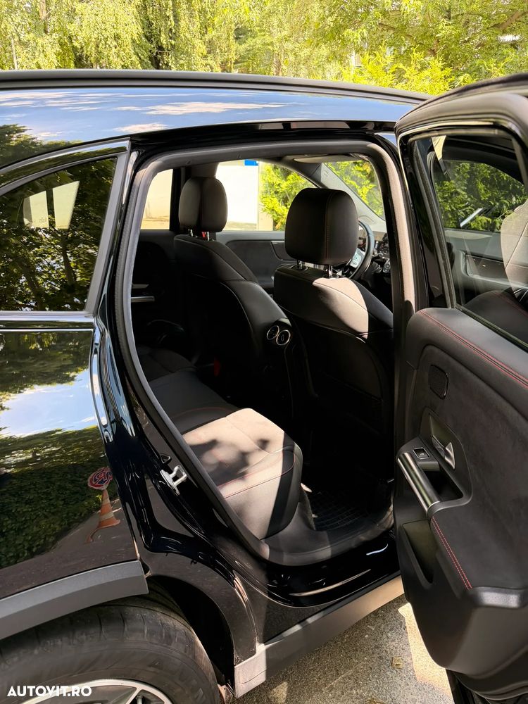 Mercedes-Benz GLA AMG 35 4MATIC - 12