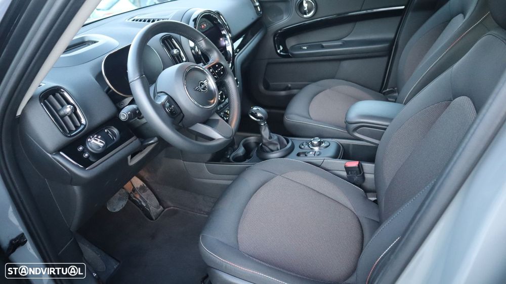 MINI Countryman Cooper SE ALL4 Auto - 16