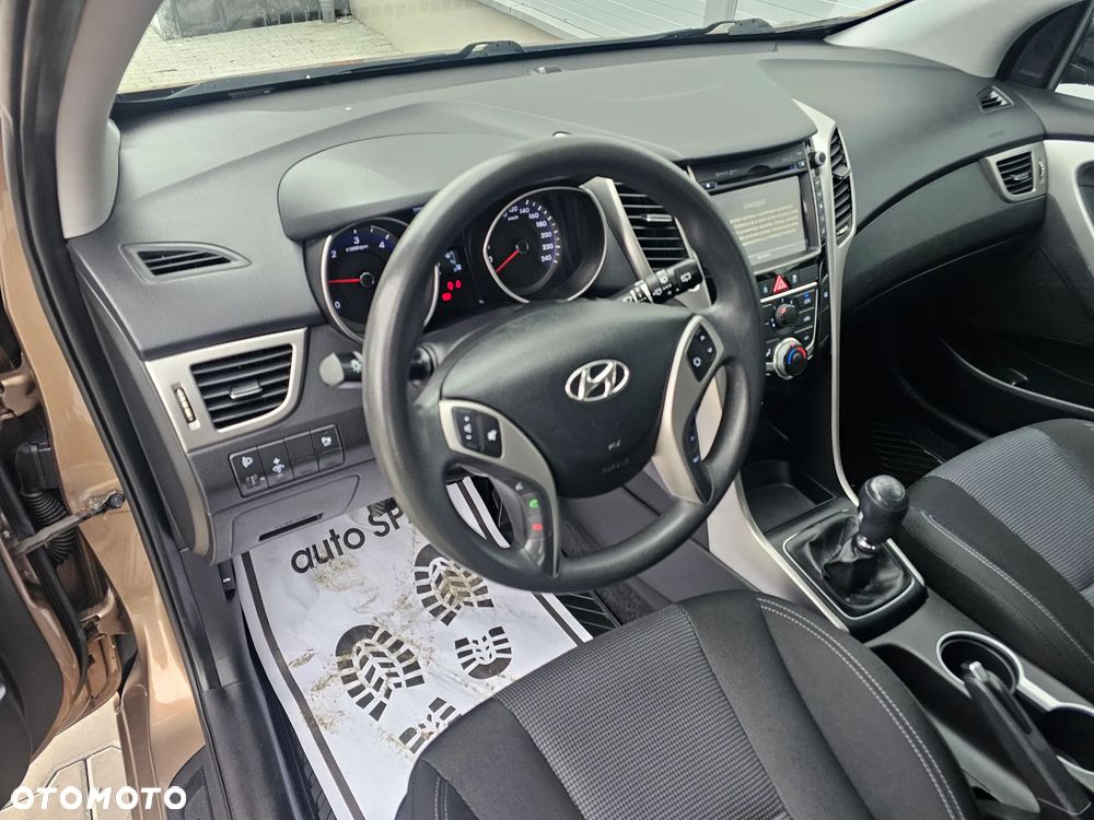 Hyundai i30 1.4 CRDi Trend - 21