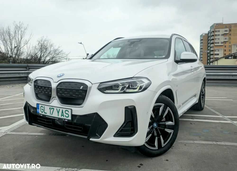 BMW iX3 Standard - 3