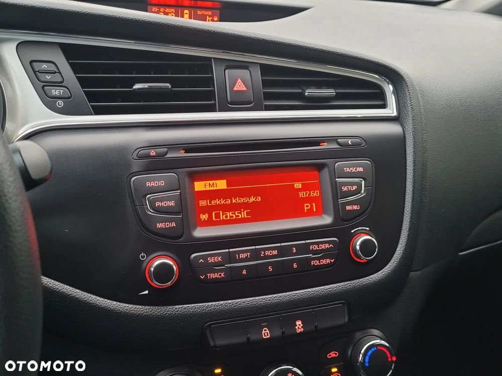 Kia Ceed 1.4 CRDi M - 21