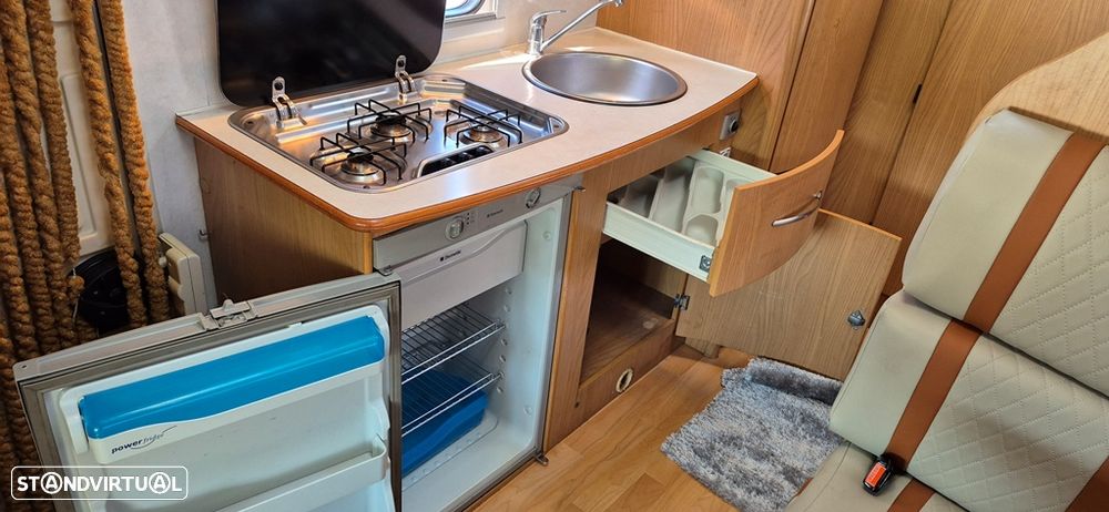 Ford Transit 2.2 TDCI - RIMOR - 6 LUGARES - 6 DORMIDAS - 26