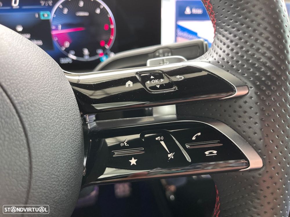 Mercedes-Benz A 180 d 8G-DCT Edition AMG Line - 23