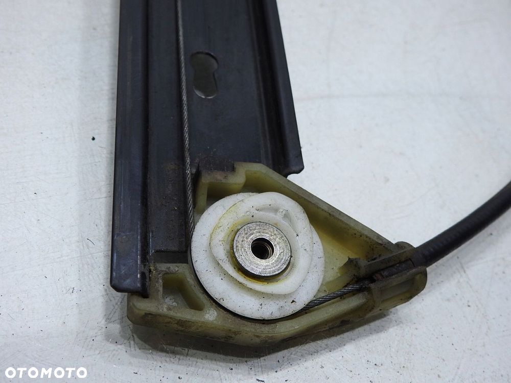 PODNOŚNIK SZYBY PRAWY PRZÓD AUDI A6 C6 4F0837462A - 4