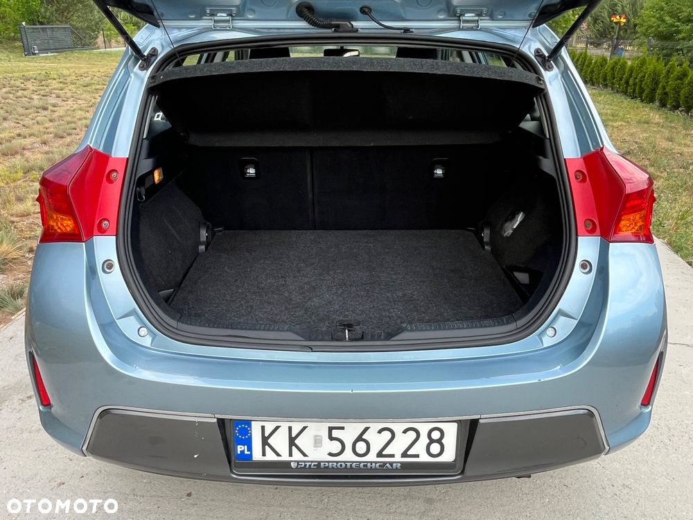 Toyota Auris - 25